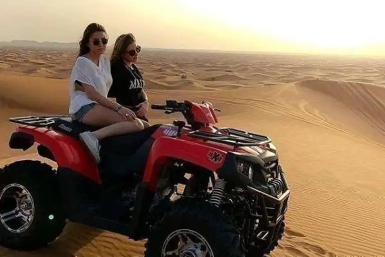 Quad Quad-Bike-Riding Desert Safari Dubai